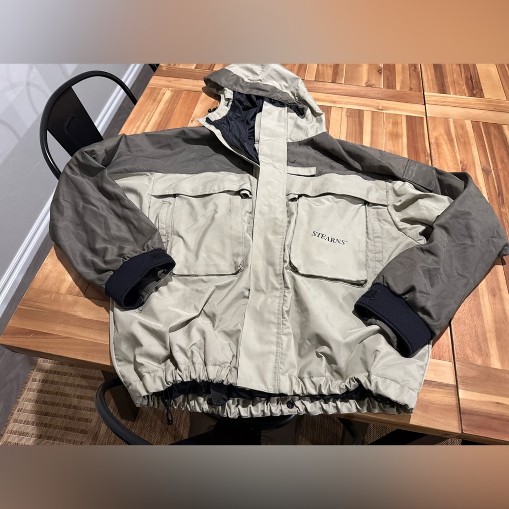 Stearns men’s fishing jacket large